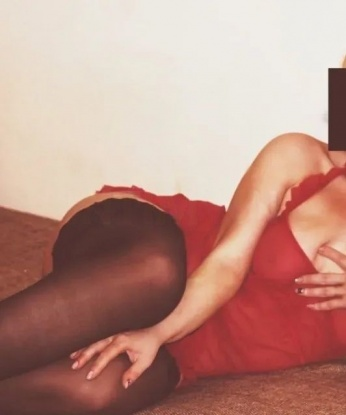 Со мной ты окажешься в руках опытной профессионалки, которая знает, как доставить тебе удовольствие. Я живу в Москве и готова приехать к тебе в любое время. У меня много услуг, которые ты можешь выбрать: классический секс, оральный секс, массаж, стриптиз и другое. Возможно, ты хочешь провести время со мной и насладиться моими нежными ласками. У меня ты найдешь только позитивные отзывы от довольных клиентов. Получи удовольствие вместе со мной и ты не пожалеешь! Фото в профиле. ✨💋 6397, 33 года